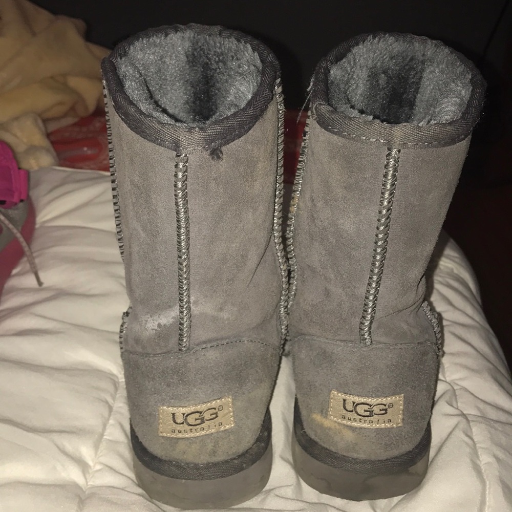 Gray Ugg’s